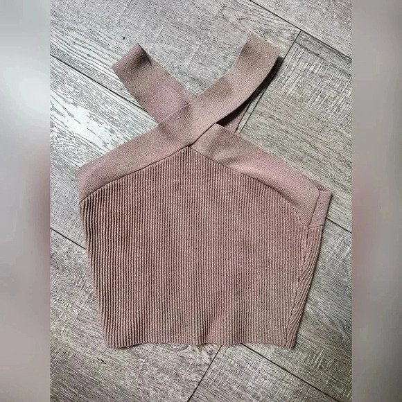 Aritzia Tops - Aritzia Babaton
Sculpt Knit Criss Cross
Cropped Tank Taupe Size M